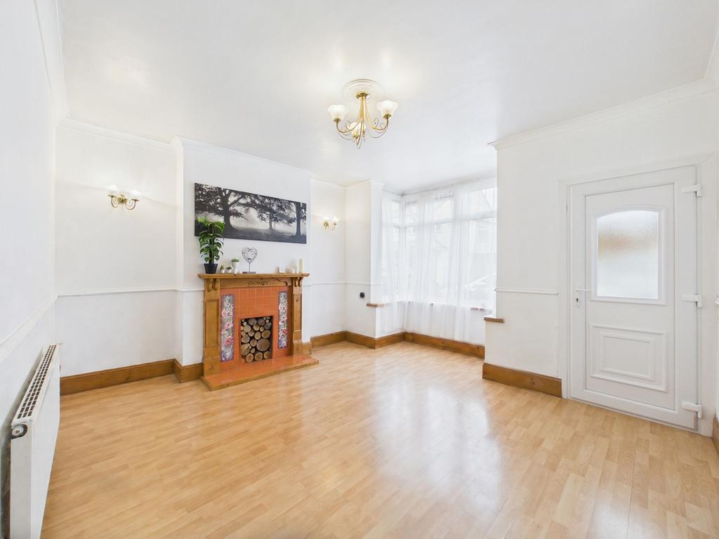 House in Nottingham, Carlton - View 5