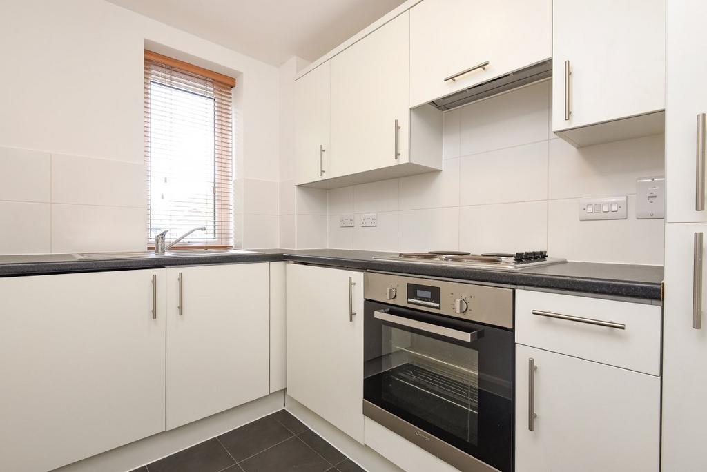 Apartment in London - View 2