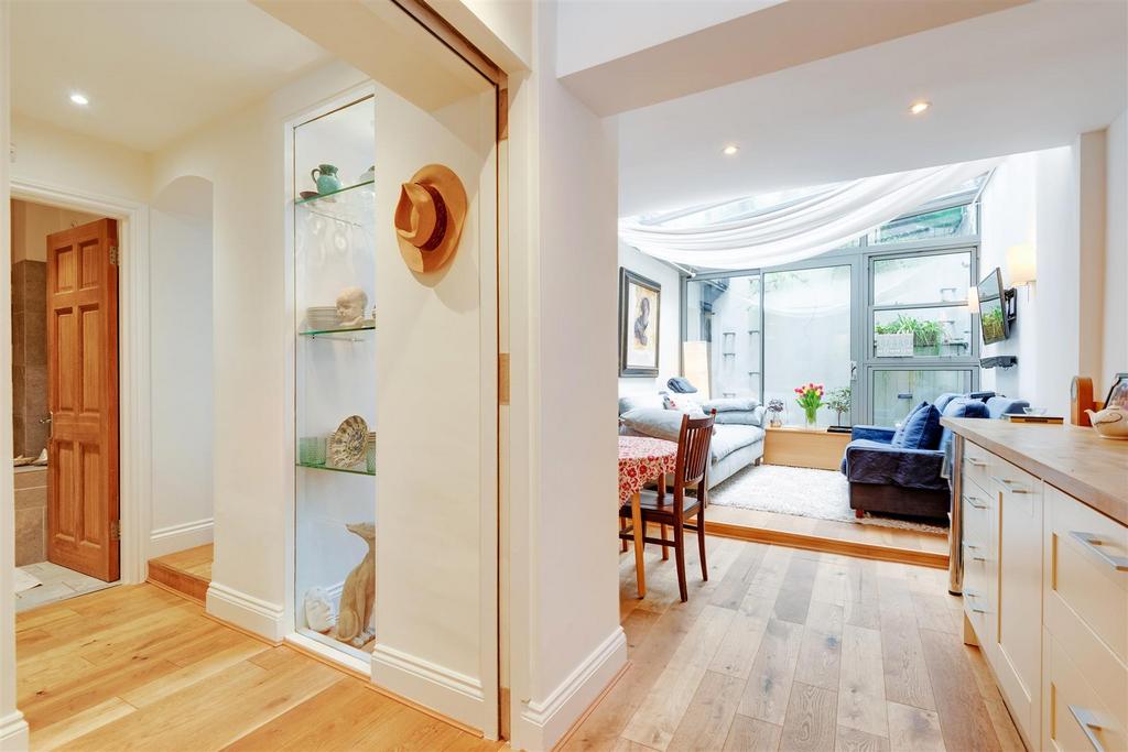 Apartment in London, Marylebone - View 3
