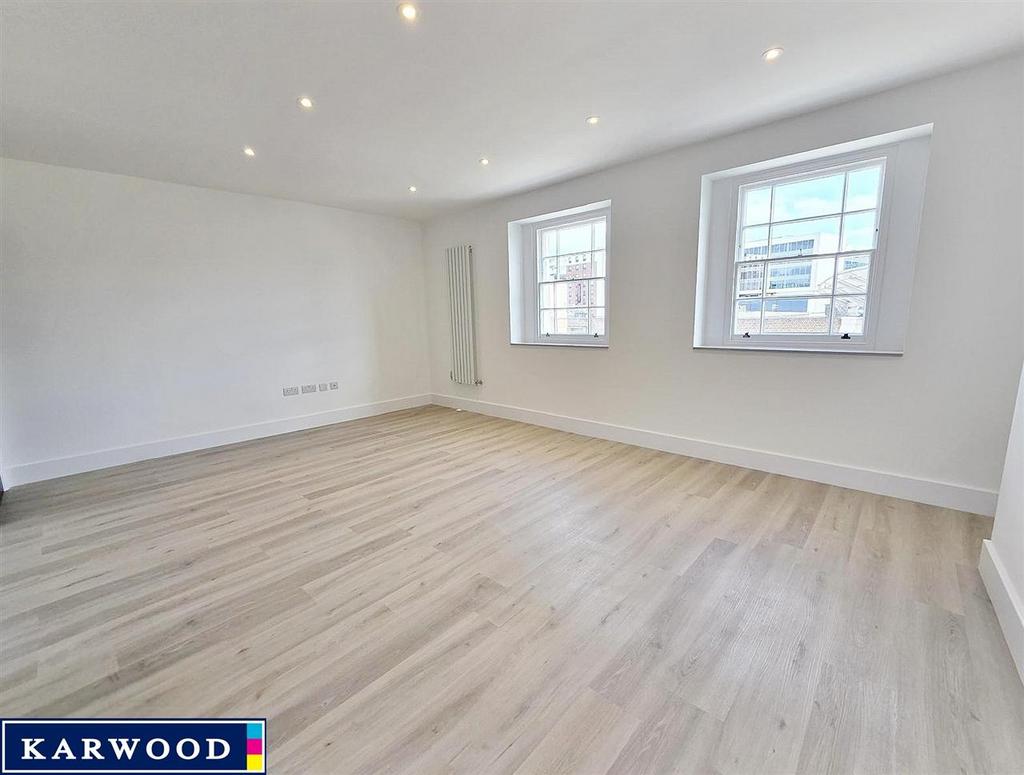 Apartment in London - More
