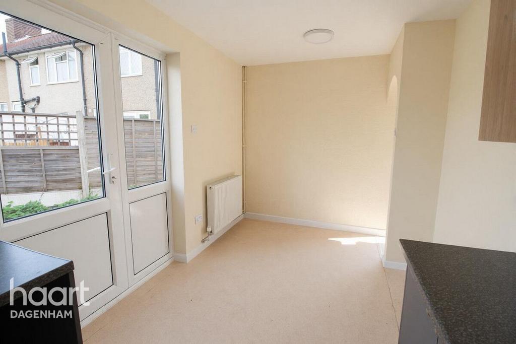 House in London - View 5