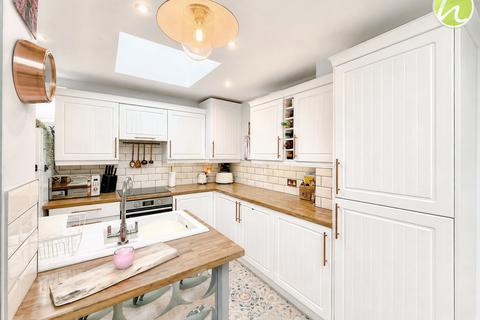 3 bedroom semi-detached bungalow for sale, Osborne Road, Basildon, SS16