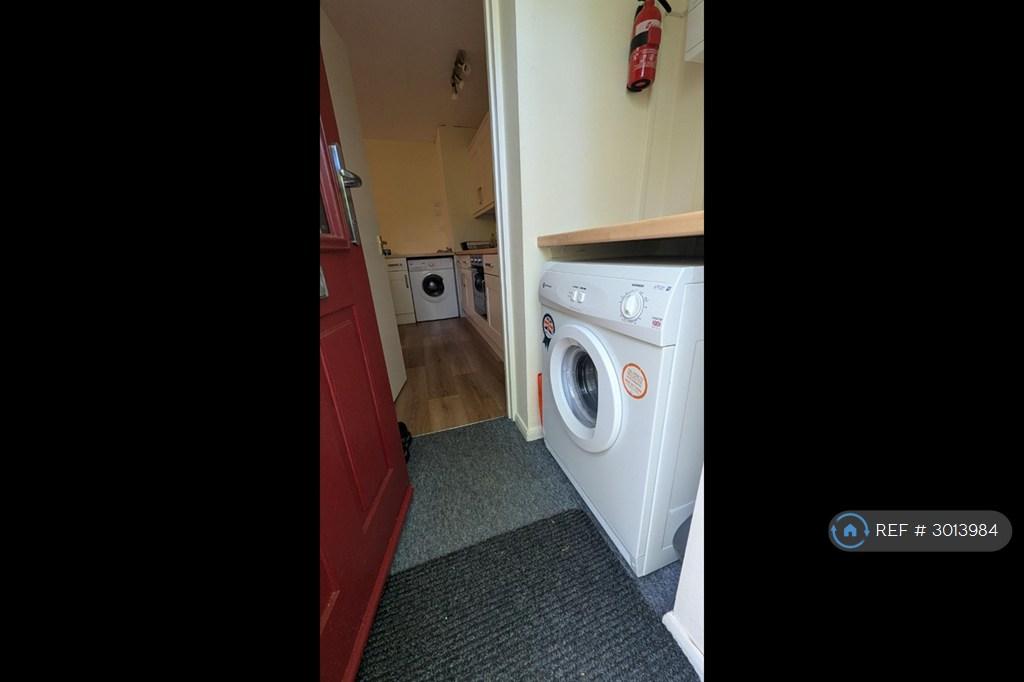 Apartment in Cambridge - View 2