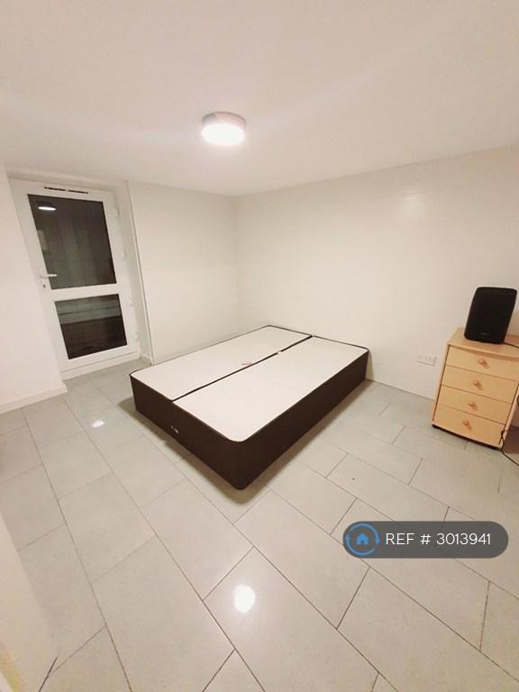 Apartment in London, Royal Borough of Greenwich - View 5