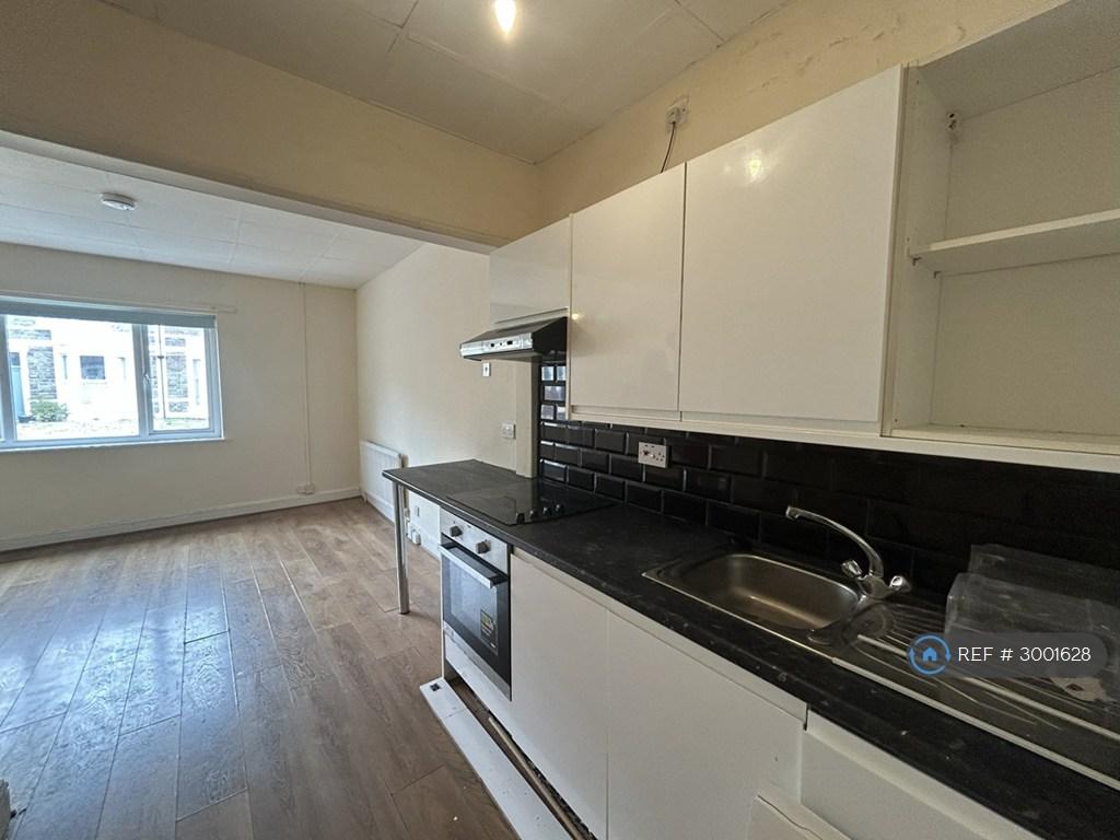 Apartment in Bristol - View 4