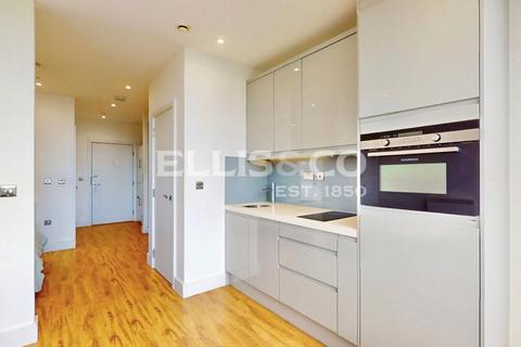 undefined, West Gate, London, W5