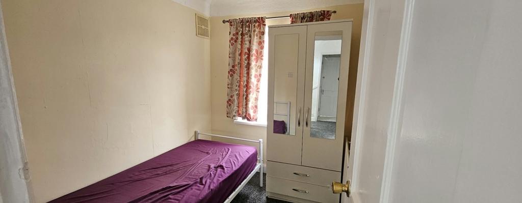 House in Hayes - View 5