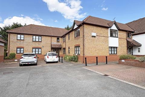 2 bedroom retirement property for sale, Baddow Road, Great Baddow, Chelmsford