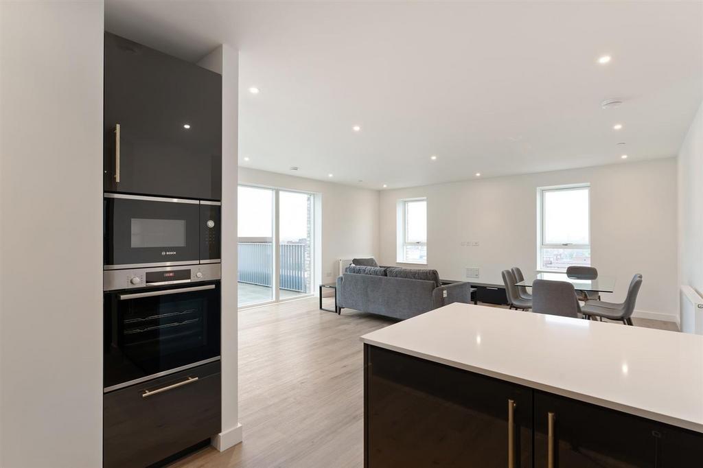 Apartment in London - View 5