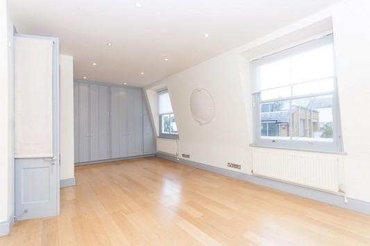 House in London - View 4