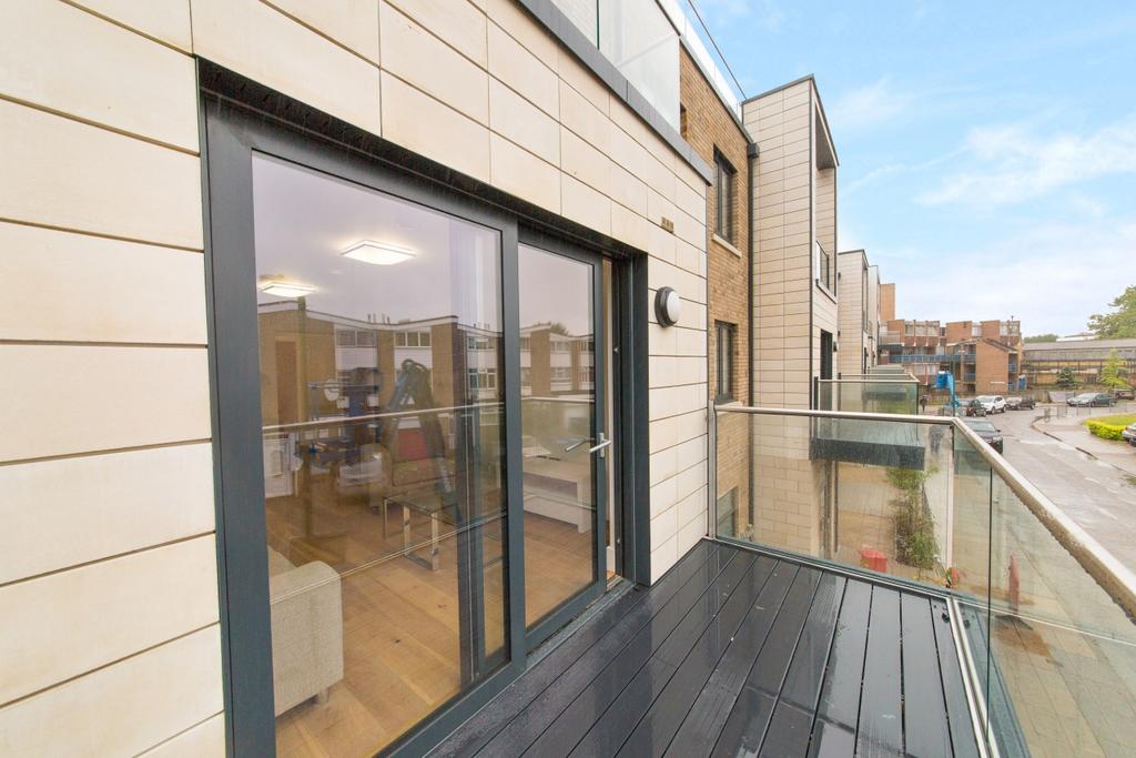 Apartment in London - View 5