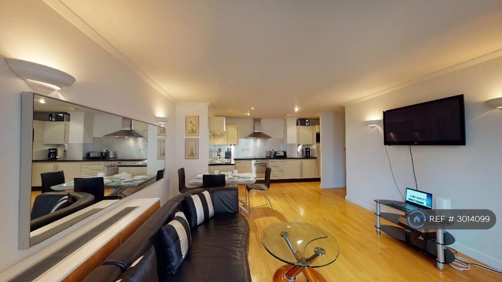 Apartment in London - More