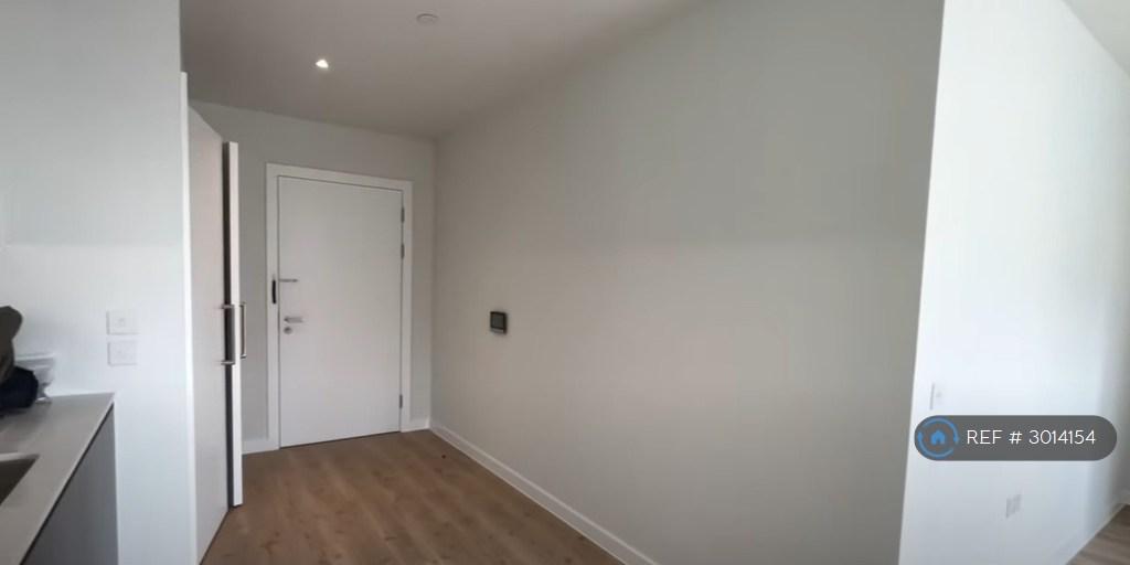 Apartment in Manchester - View 5