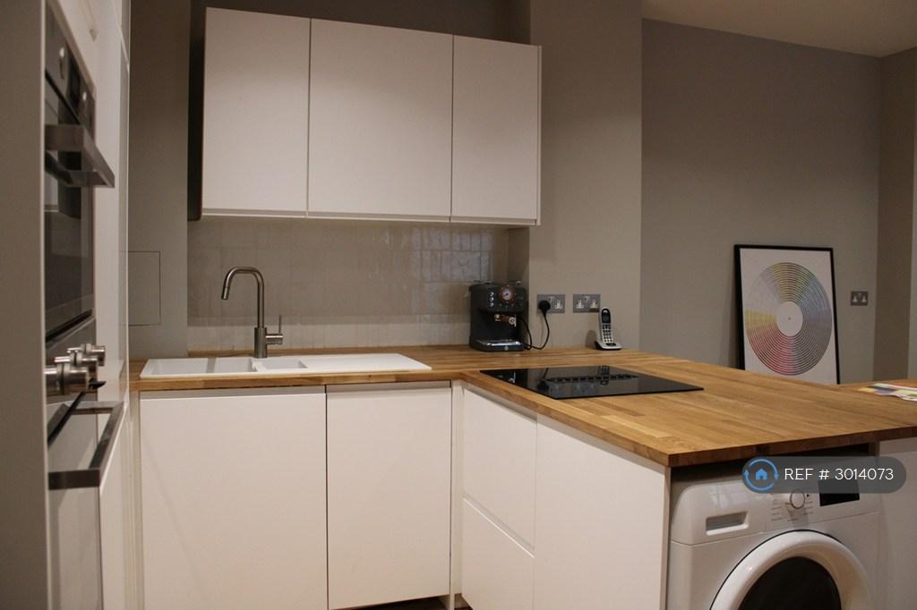 Apartment in London - View 5