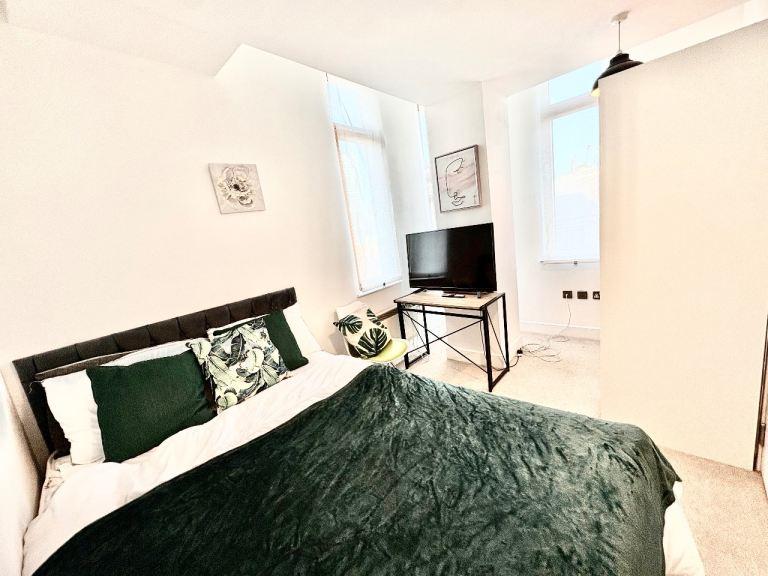 Apartment in Manchester - View 4