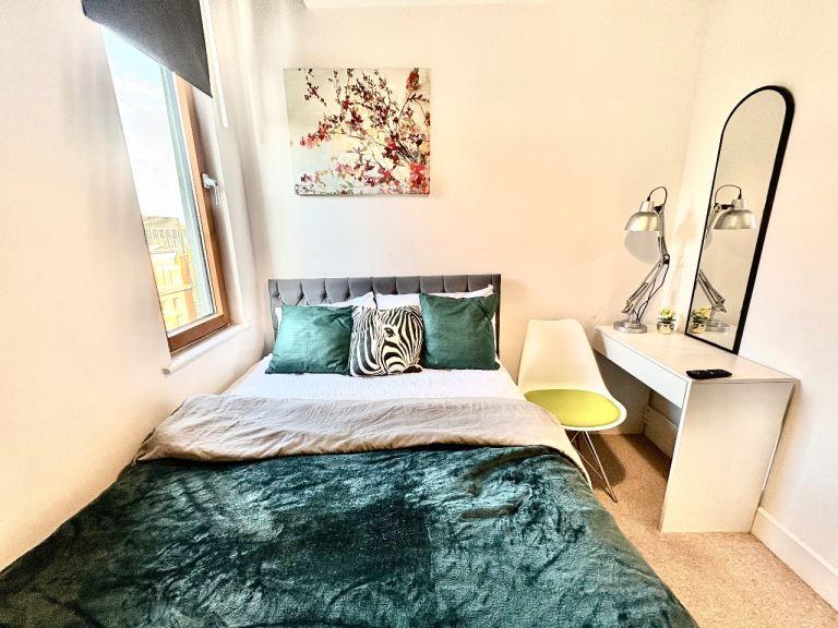 Apartment in Manchester - View 5