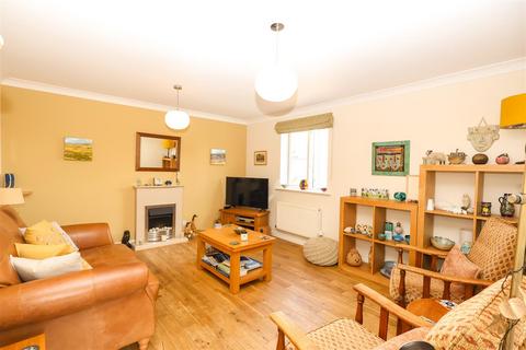 2 bedroom semi-detached house for sale, Lochranza Road, Thirsk