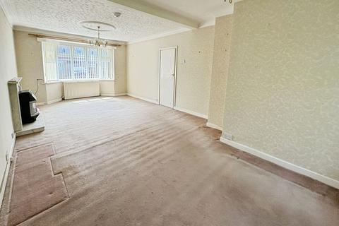 2 bedroom semi-detached bungalow for sale, Firtree Crescent, Newcastle Upon Tyne NE12