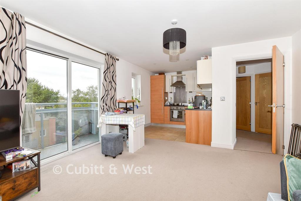 Apartment in Crawley - View 3