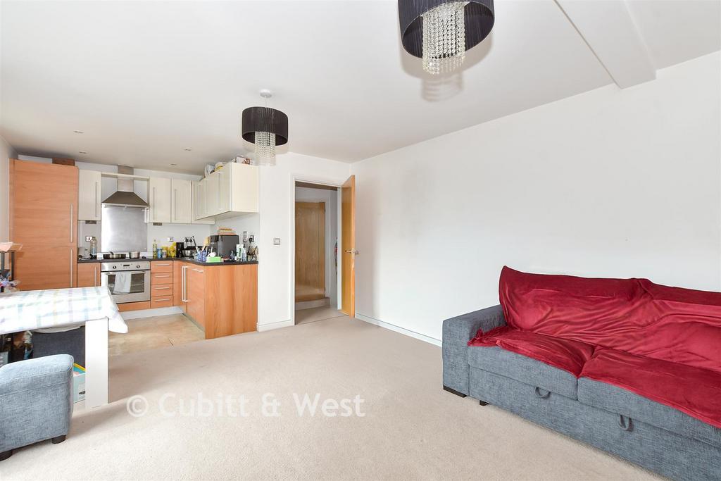 Apartment in Crawley - View 4