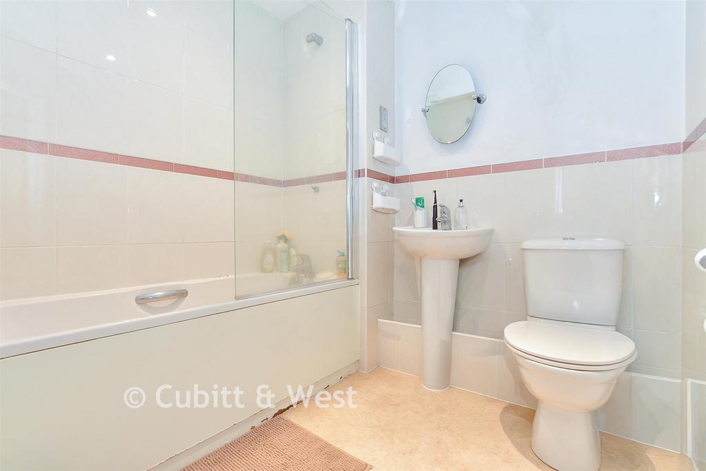Apartment in Crawley - View 5