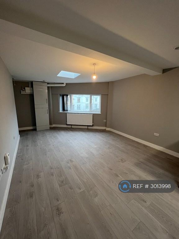 Apartment in Leicester, City of Leicester - View 4