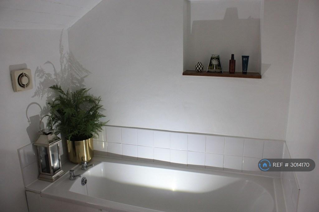 Apartment in York - View 3