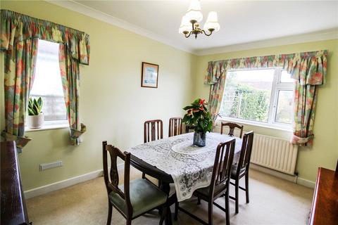 2 bedroom bungalow for sale, Moor Close, Killinghall, Harrogate, North Yorkshire, HG3