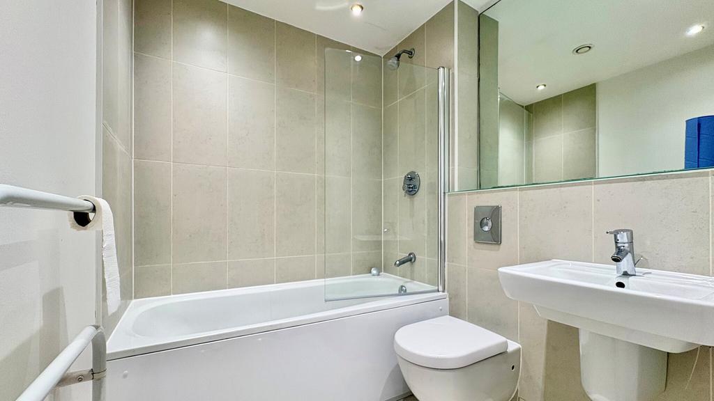Apartment in Leeds - View 4