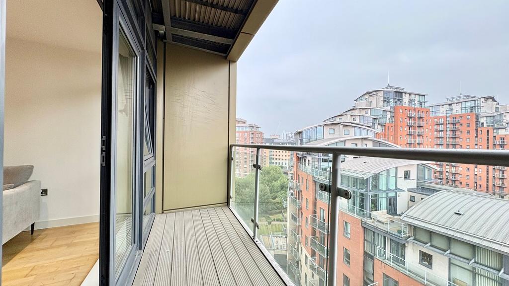 Apartment in Leeds - View 5