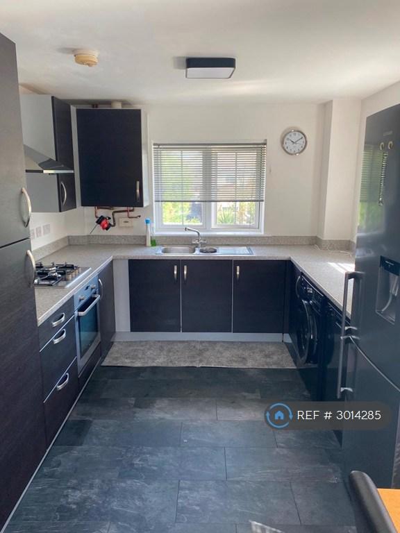 Apartment in London - View 5