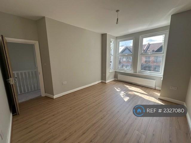 House in London, Upton Park - View 2