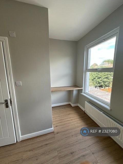 House in London, Upton Park - View 4