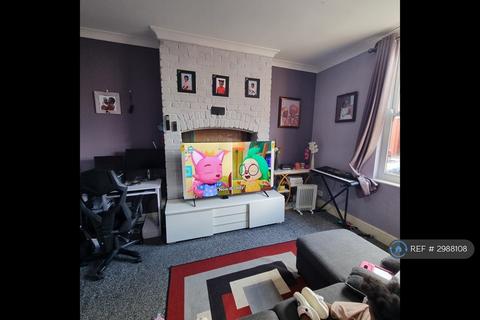 2 bedroom end of terrace house to rent, Howarth St, Leigh, WN7