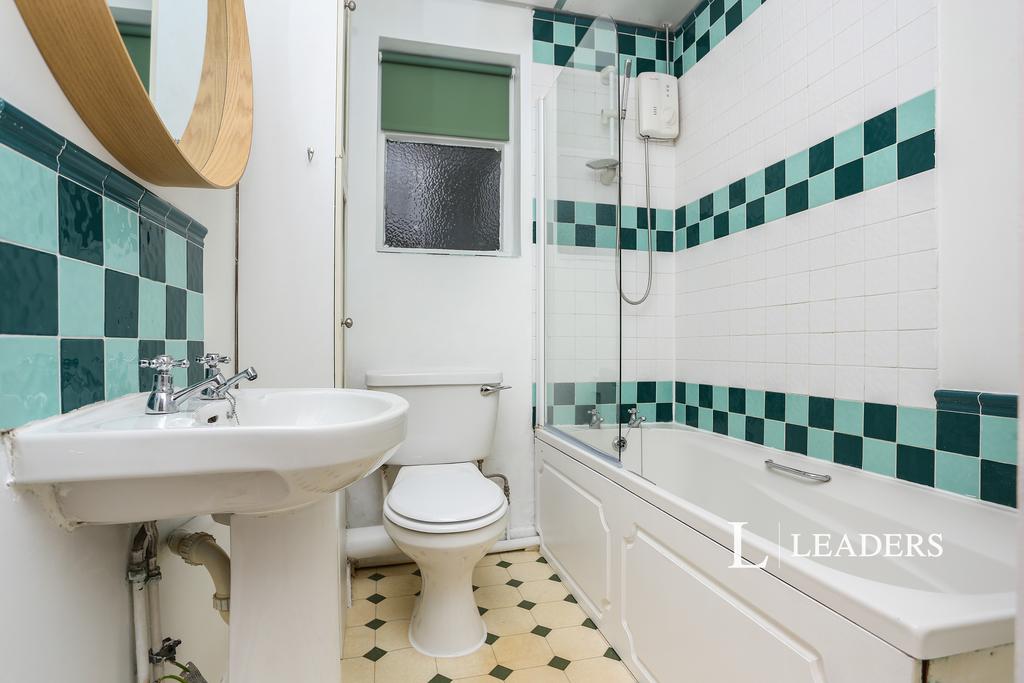 Apartment in London - More