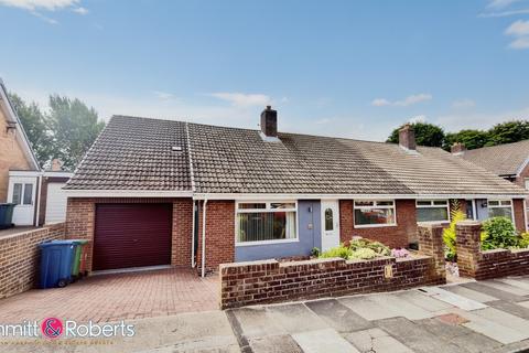 4 bedroom semi-detached bungalow for sale, Woodlea Close, Hetton-le-hole, Houghton Le Spring, Tyne And Wear, DH5 9NT