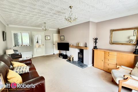 4 bedroom semi-detached bungalow for sale, Woodlea Close, Hetton-le-hole, Houghton Le Spring, Tyne And Wear, DH5 9NT