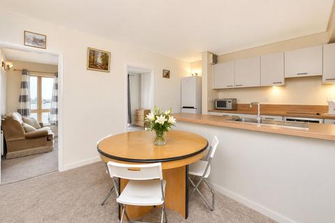 2 bedroom apartment to rent, Maurer Court, Renaissance Walk, London, SE10