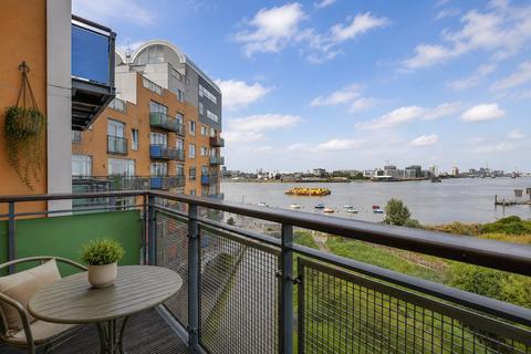 2 bedroom apartment to rent, Maurer Court, Renaissance Walk, London, SE10