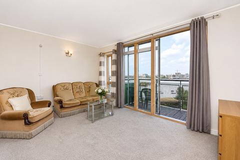 2 bedroom apartment to rent, Maurer Court, Renaissance Walk, London, SE10