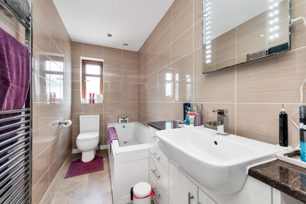 House in East Cambridgeshire, Fordham - View 3