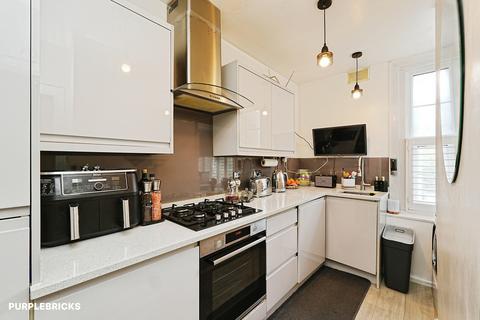 2 bedroom apartment for sale, Bromley Common, Bromley, BR2