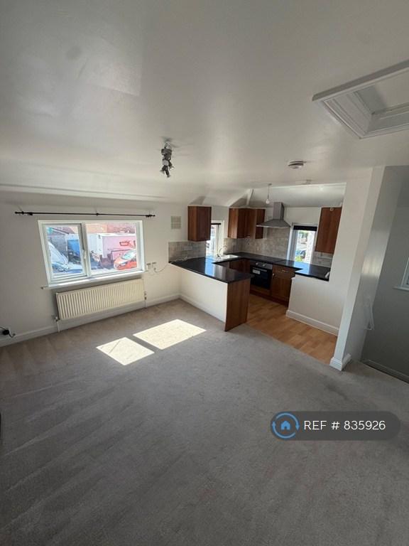 Apartment in Bristol - View 5