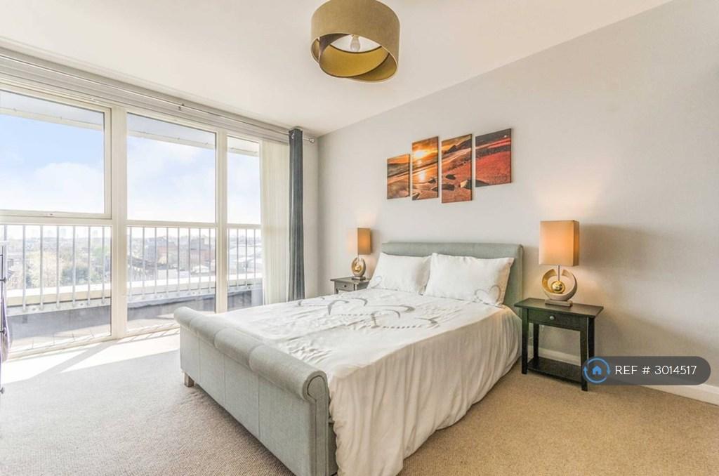 Apartment in London - View 3