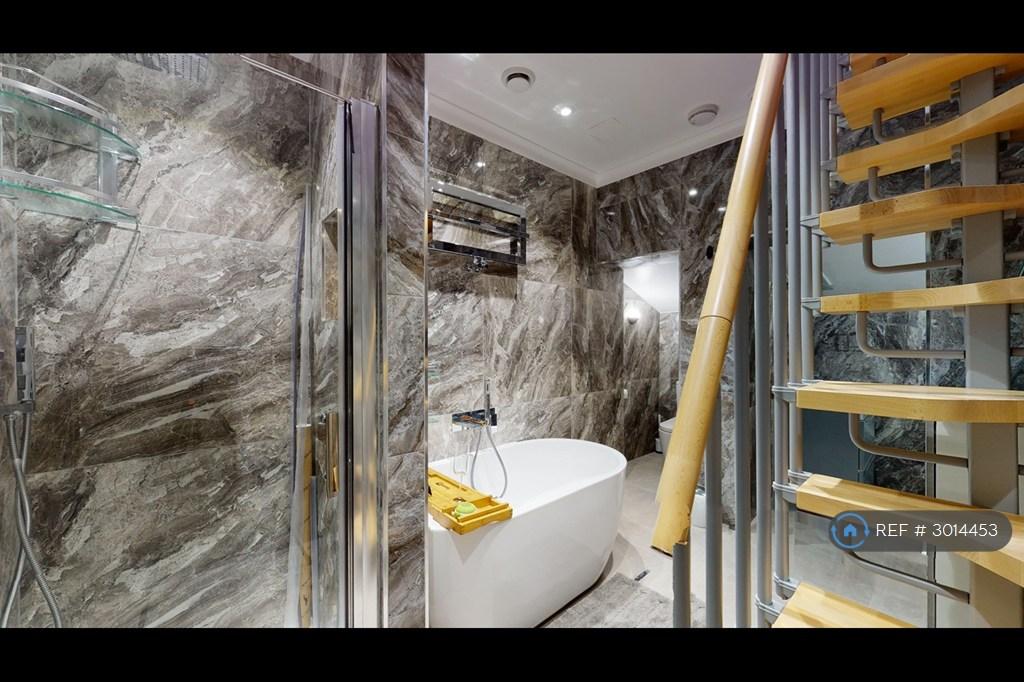 Apartment in London - More