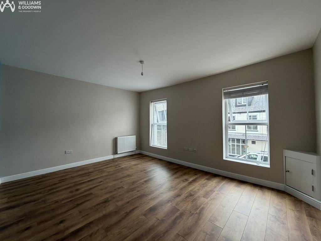 Apartment in Bethesda, Gwynedd - View 2