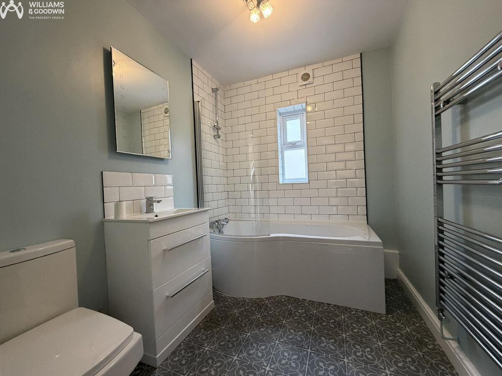 Apartment in Bethesda, Gwynedd - View 4