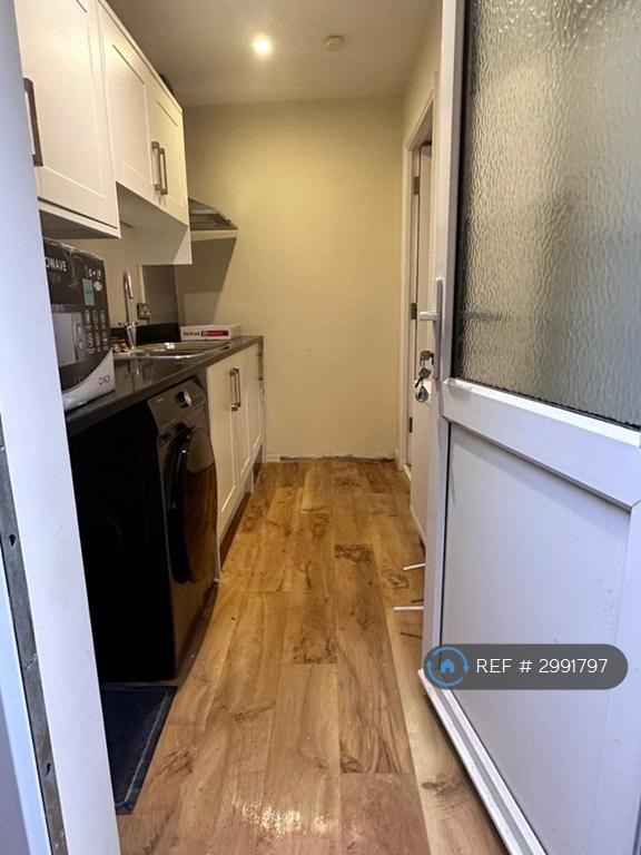 House in Earley, Reading, Earley - More
