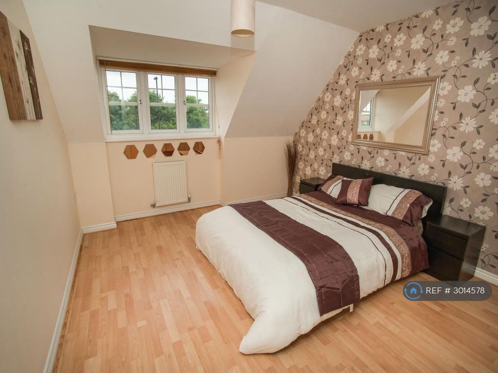 House in Newcastle Upon Tyne - View 5