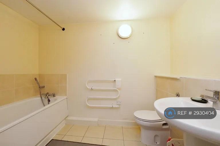 Apartment in Leicester, St Matthew's - View 4